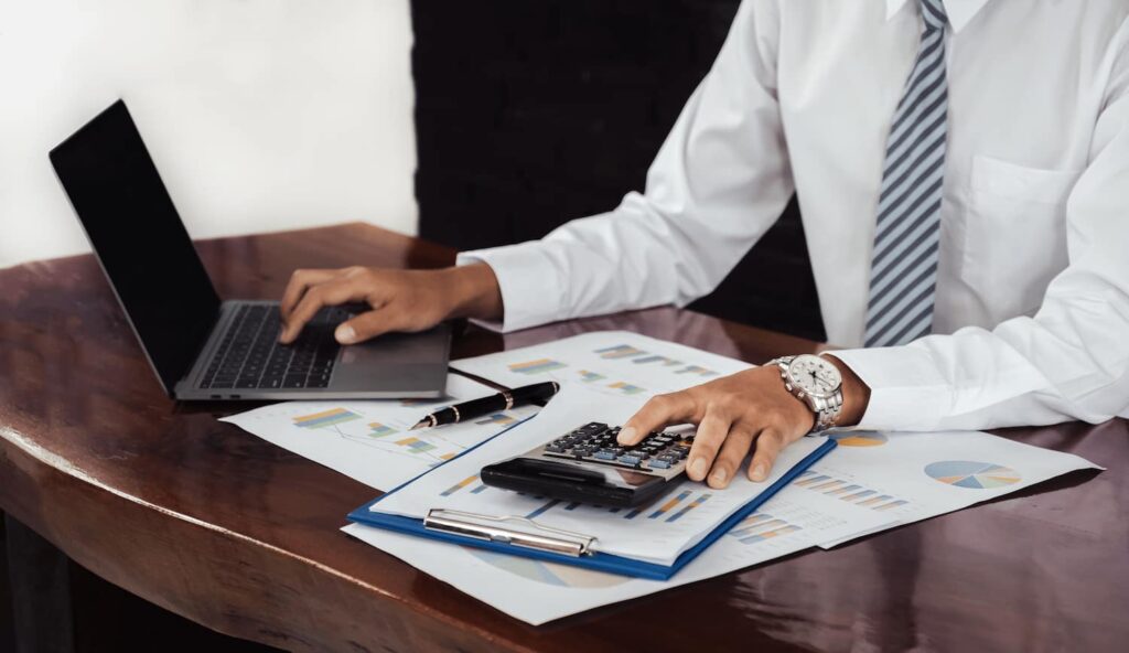 Economizar Com Contador - ConsultCont