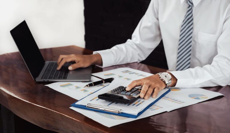 Economizar Com Contador - ConsultCont